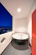 Reddoors Suites Sea View