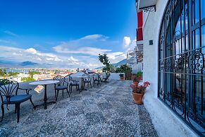 Reddoors Suites Sea View