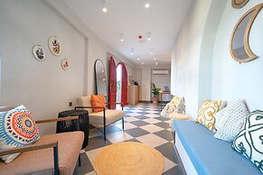 Reddoors Suites Sea View