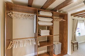 564 1/2 North Judson