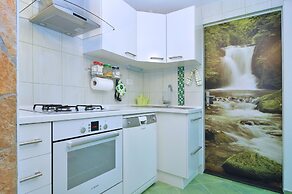 Spacious Modern Apt. With big Patio and sea View