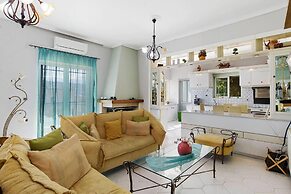 Superior Apartment - Overlooking Chania-with Pool