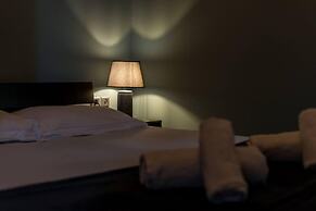 Superior Apartment - Overlooking Chania-with Pool