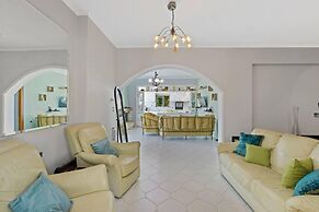 Superior Apartment - Overlooking Chania-with Pool