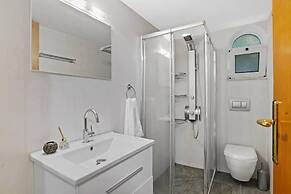 Superior Apartment - Overlooking Chania-with Pool