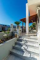 Superior Apartment - Overlooking Chania-with Pool