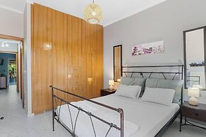 Superior Apartment - Overlooking Chania-with Pool