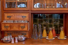 ALPINE INN Davos