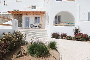 Naxos Earth Suites