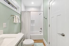 The Rookery Iii 6015 3 Bedroom Cottage by RedAwning