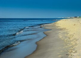 The Rookery Iii 6015 3 Bedroom Cottage by RedAwning