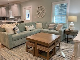 The Rookery Iii 6015 3 Bedroom Cottage by RedAwning