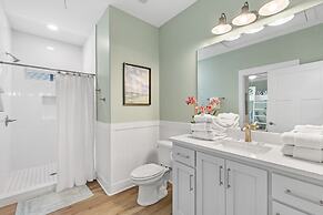 The Rookery Iii 6015 3 Bedroom Cottage by RedAwning