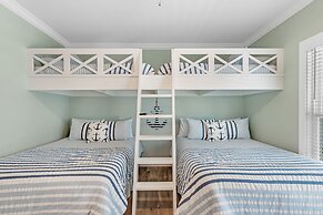 The Rookery Iii 6015 3 Bedroom Cottage by RedAwning