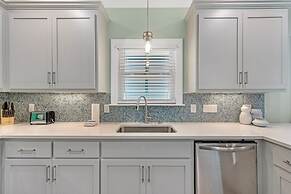 The Rookery Iii 6015 3 Bedroom Cottage by RedAwning