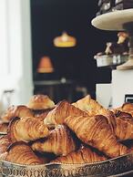 Hotel emblemático Hi Suites