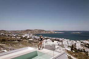 Lovia Mykonos