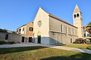 Luxury 90 m2 Apt.w.balcony & Spectacular sea View