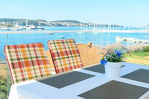 Luxury 90 m2 Apt.w.balcony & Spectacular sea View