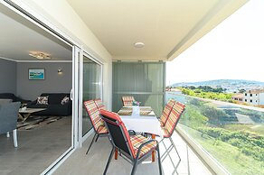 Luxury 90 m2 Apt.w.balcony & Spectacular sea View