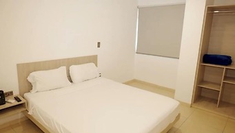 HOTEL BLU