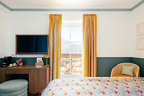 Villa Alma - a lakeside Boutique Hotel