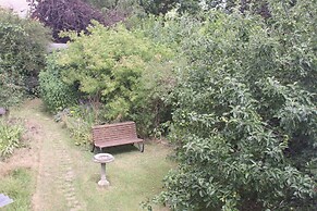 Sandford Meadow Guest House