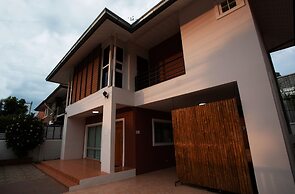 T.W. Marina Pool Villa Pattaya