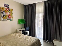 T.W. Marina Pool Villa Pattaya