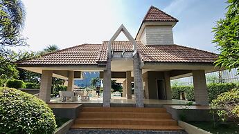 T.W. Marina Pool Villa Pattaya