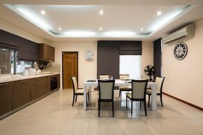 T.W. Marina Pool Villa Pattaya