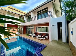 T.W. Marina Pool Villa Pattaya