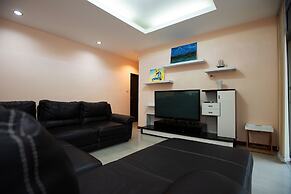 T.W. Marina Pool Villa Pattaya