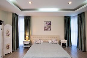 T.W. Marina Pool Villa Pattaya