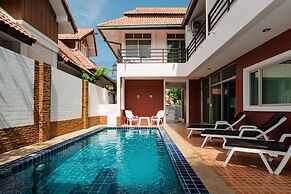 T.W. Marina Pool Villa Pattaya