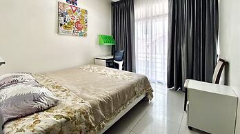 T.W. Marina Pool Villa Pattaya