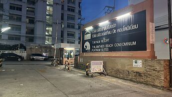 T.W. Marina Pool Villa Pattaya