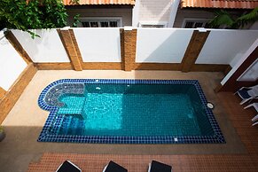 T.W. Marina Pool Villa Pattaya