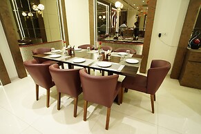 Hotel Amora