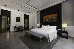 Angkor Green Gardens by Dara