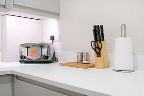 Crown Place 2 & 3 Bedroom Luxury Apts