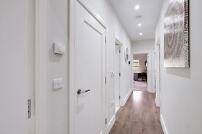 Crown Place 2 & 3 Bedroom Luxury Apts