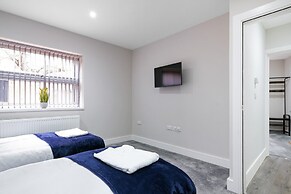 Crown Place 2 & 3 Bedroom Luxury Apts