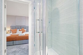 Crown Place 2 & 3 Bedroom Luxury Apts