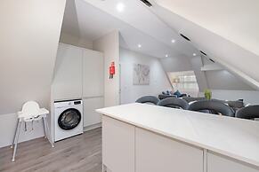 Crown Place 2 & 3 Bedroom Luxury Apts