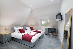 Crown Place 2 & 3 Bedroom Luxury Apts