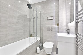 Crown Place 2 & 3 Bedroom Luxury Apts