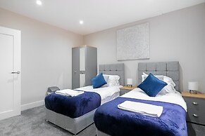 Crown Place 2 & 3 Bedroom Luxury Apts