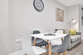 Crown Place 2 & 3 Bedroom Luxury Apts