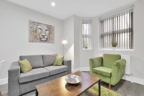 Crown Place 2 & 3 Bedroom Luxury Apts